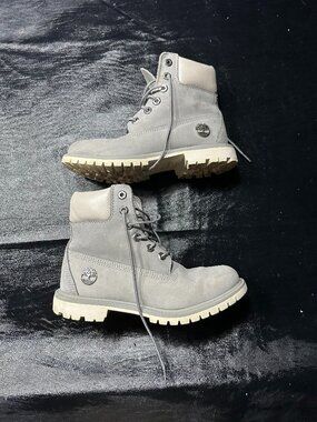 Timberland AF 6 Inch A5259 Premium Leather Mono Grey Lace Up Women’s Boots